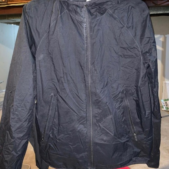 lululemon athletica Jackets & Blazers - lulu lemon wind breaker
